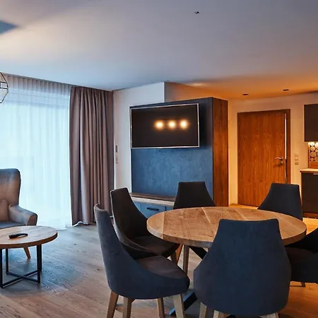 Ξενοδοχείο με διαμερίσματα Oetztal Residenz 4*